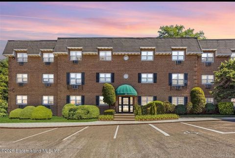 Photo of 414 Maryland Avenue #2c, Staten Island, NY 10305 (MLS # 2600132)