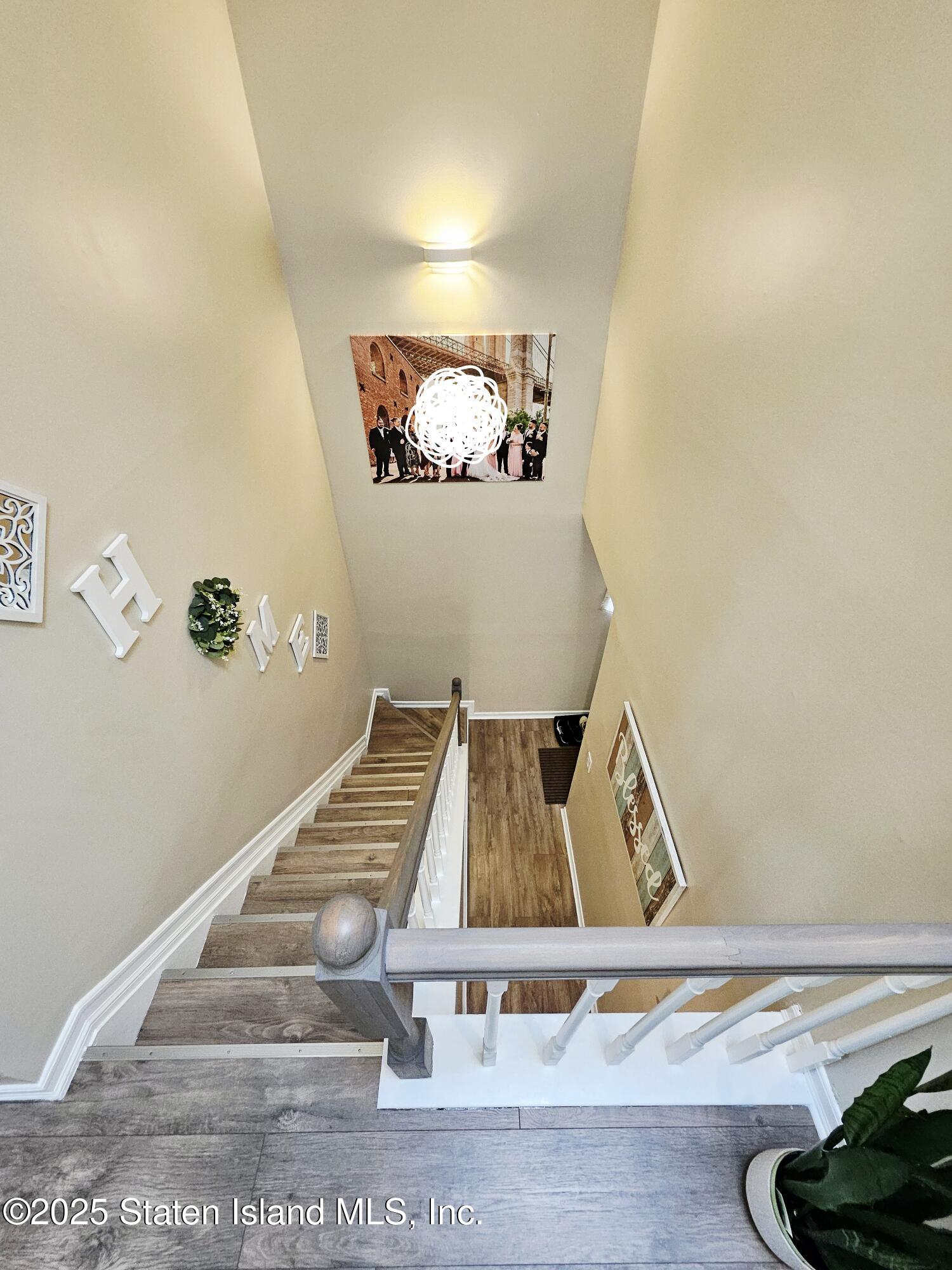 221 Pond Way #A, Staten Island, New York image 5