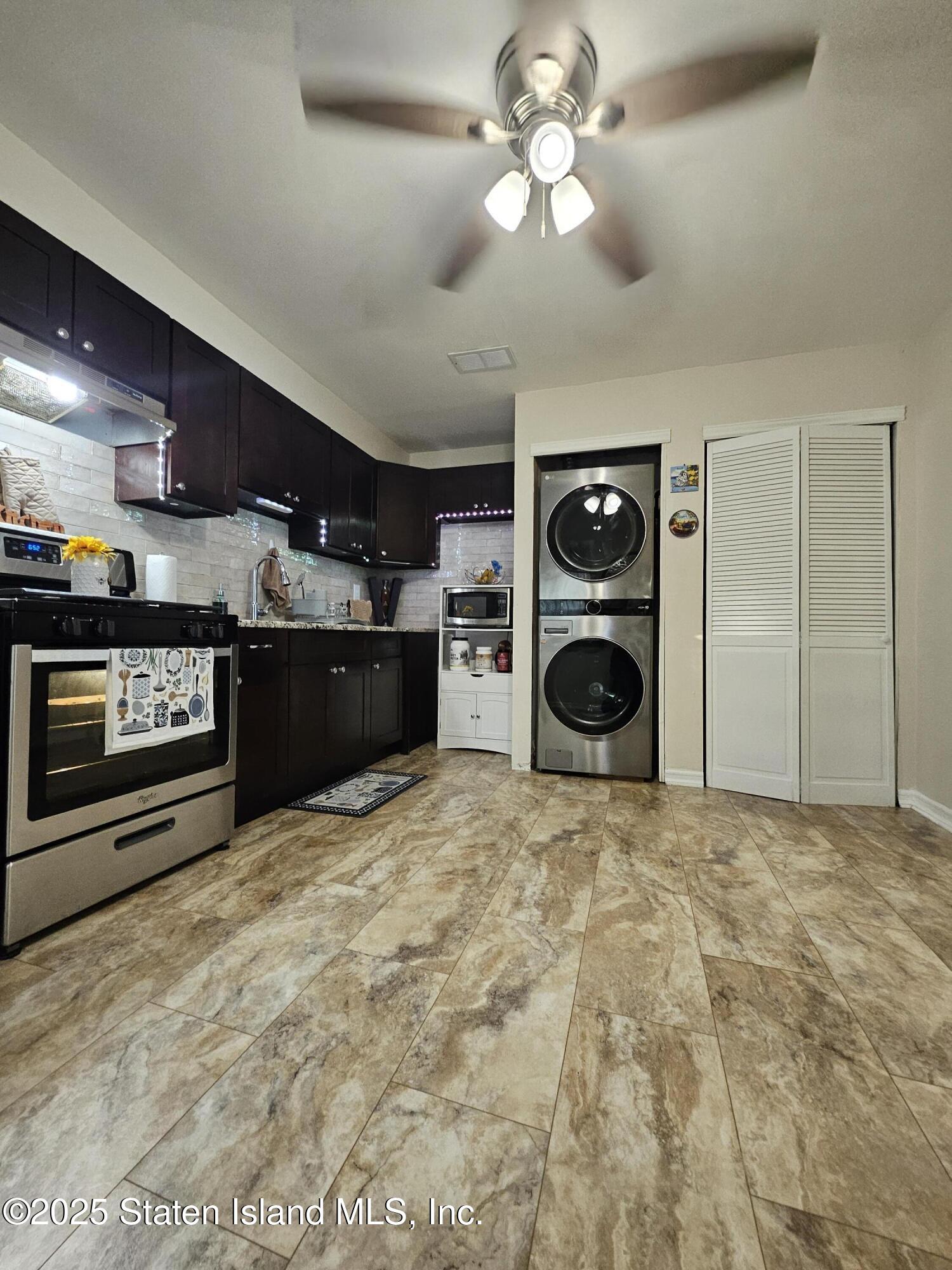 221 Pond Way #A, Staten Island, New York image 17