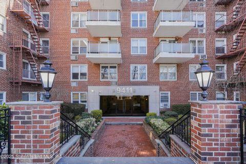 Photo of 9411 Shore Road #1m, Brooklyn, NY 11209 (MLS # 2501067)
