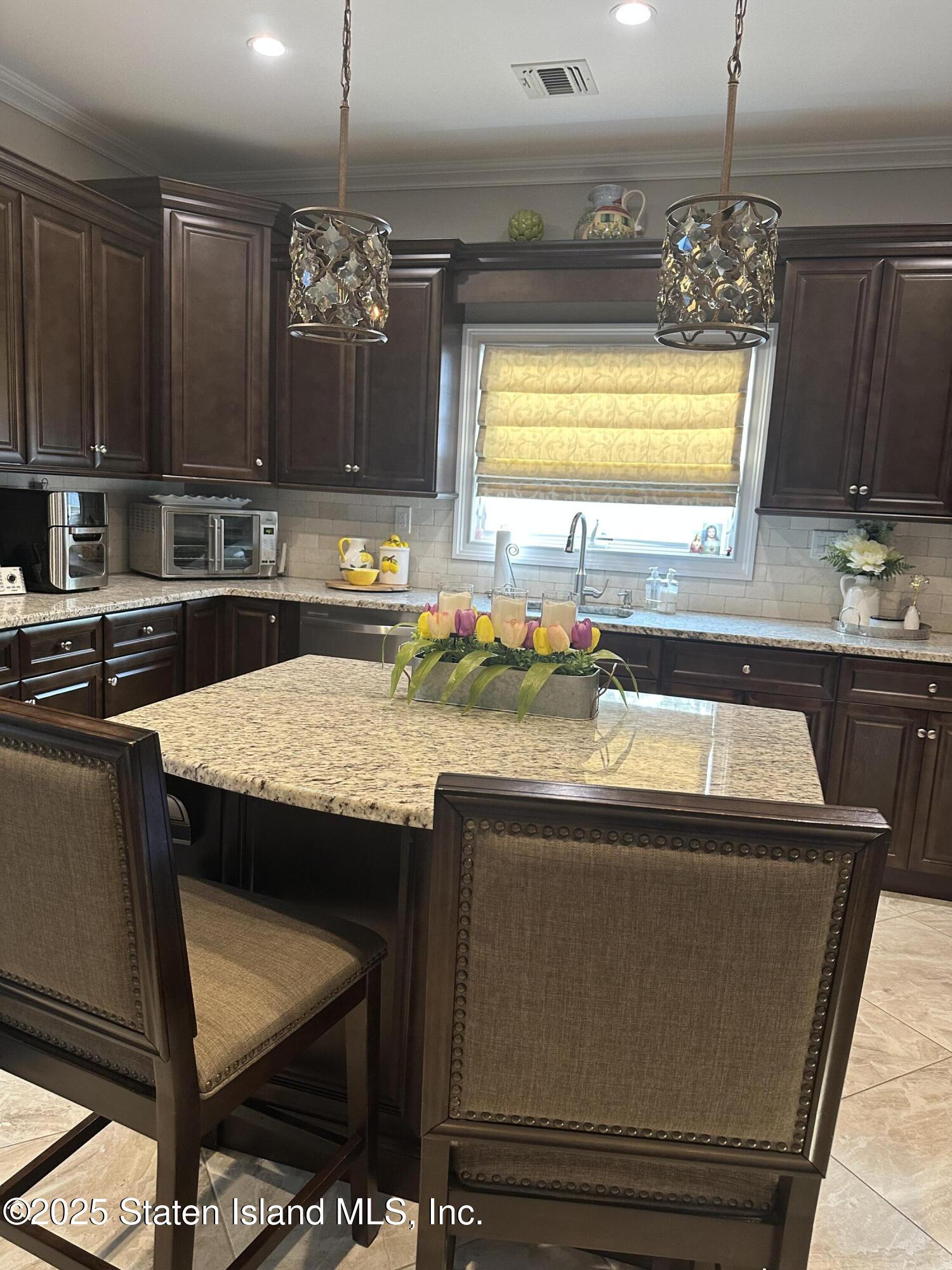 326 Lyndale Avenue, Staten Island, New York image 18