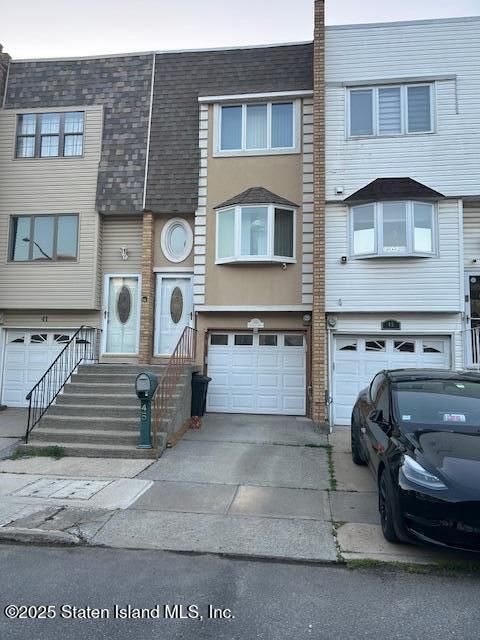 Photo of 45 Daffodil Court, Staten Island, NY 10312 (MLS # 2504213)
