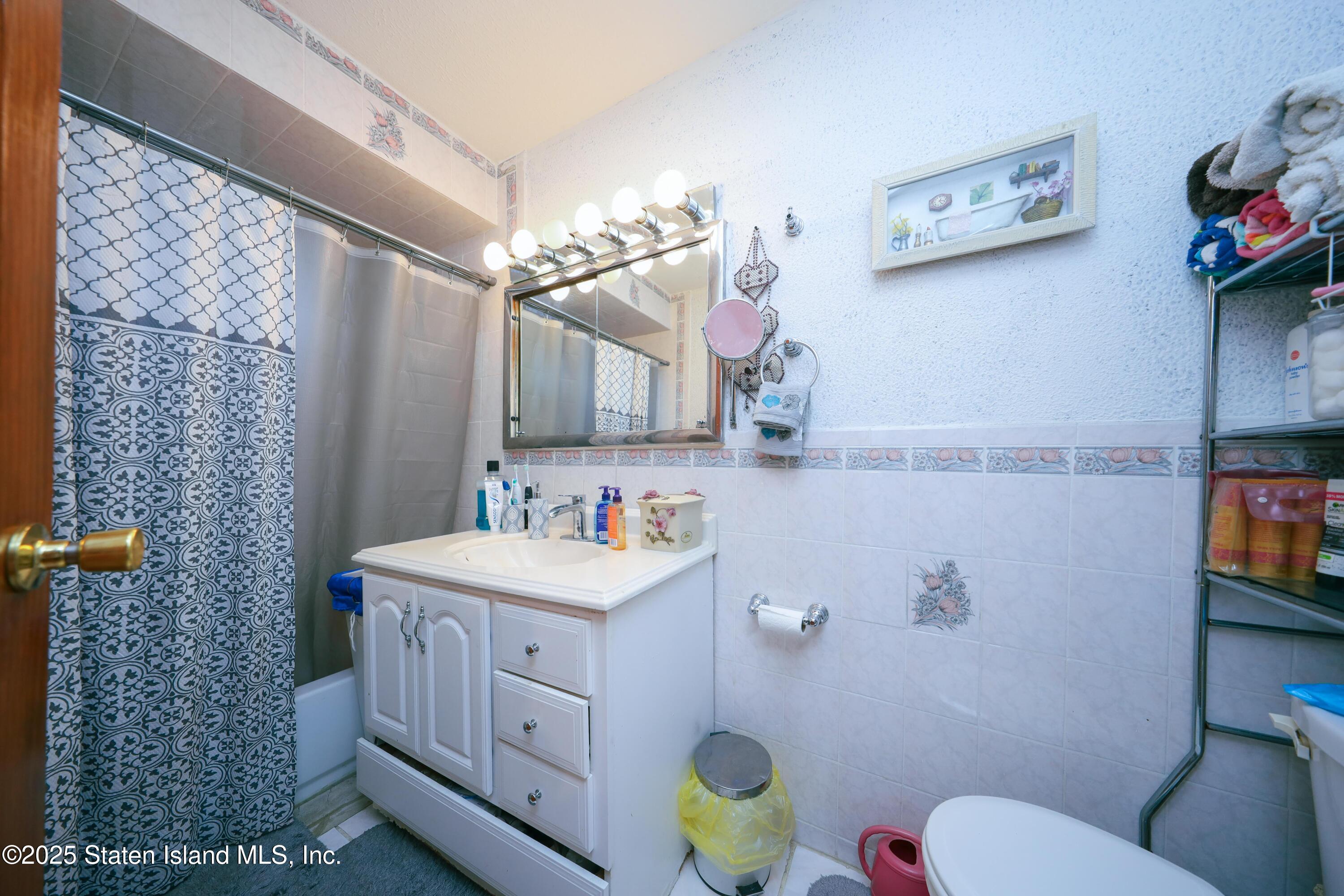 18 Downey Place, Staten Island, New York image 16