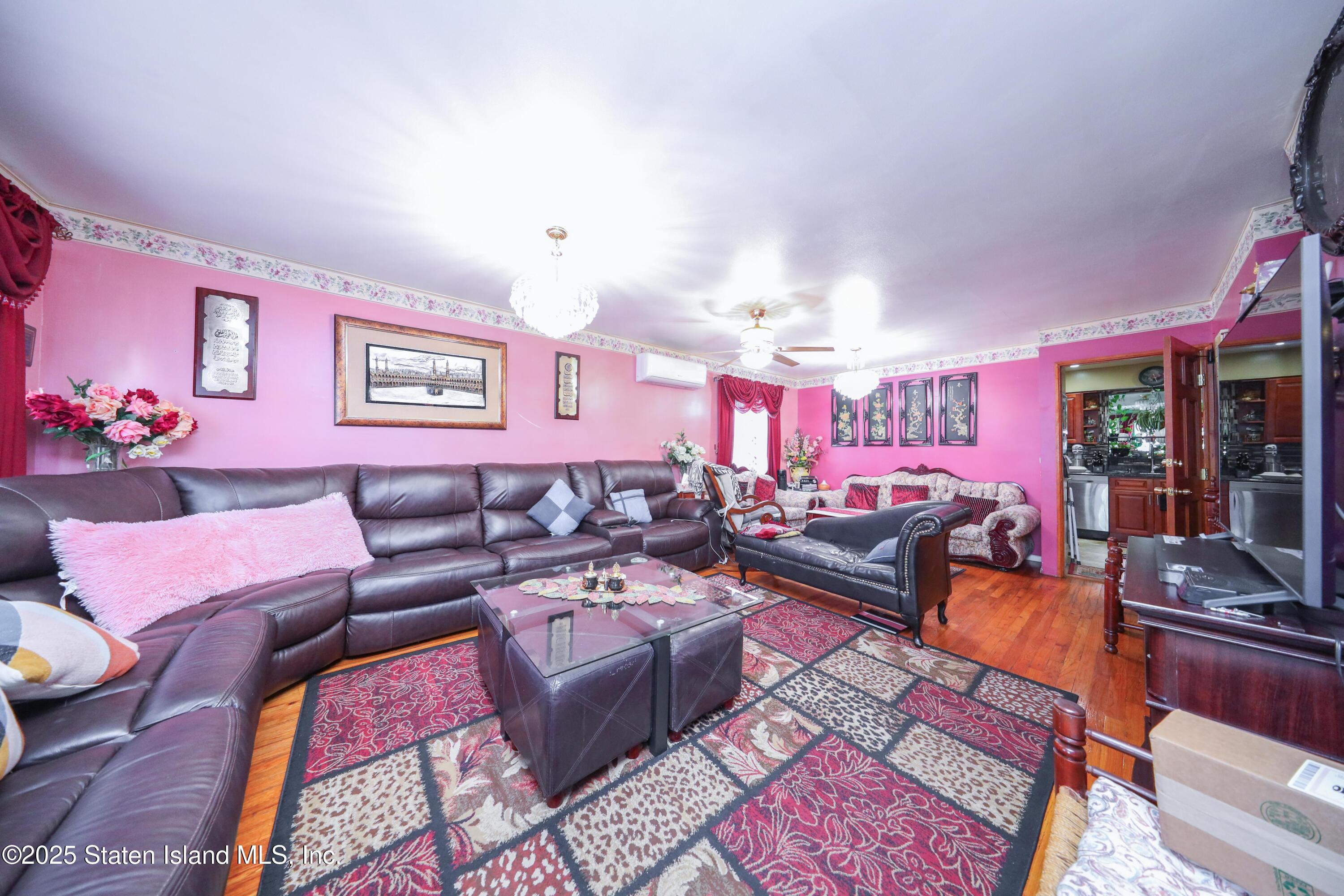 18 Downey Place, Staten Island, New York image 4
