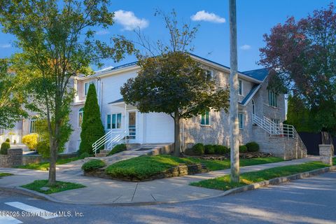 Photo of 207 Eylandt Street, Staten Island, NY 10312 (MLS # 2506303)