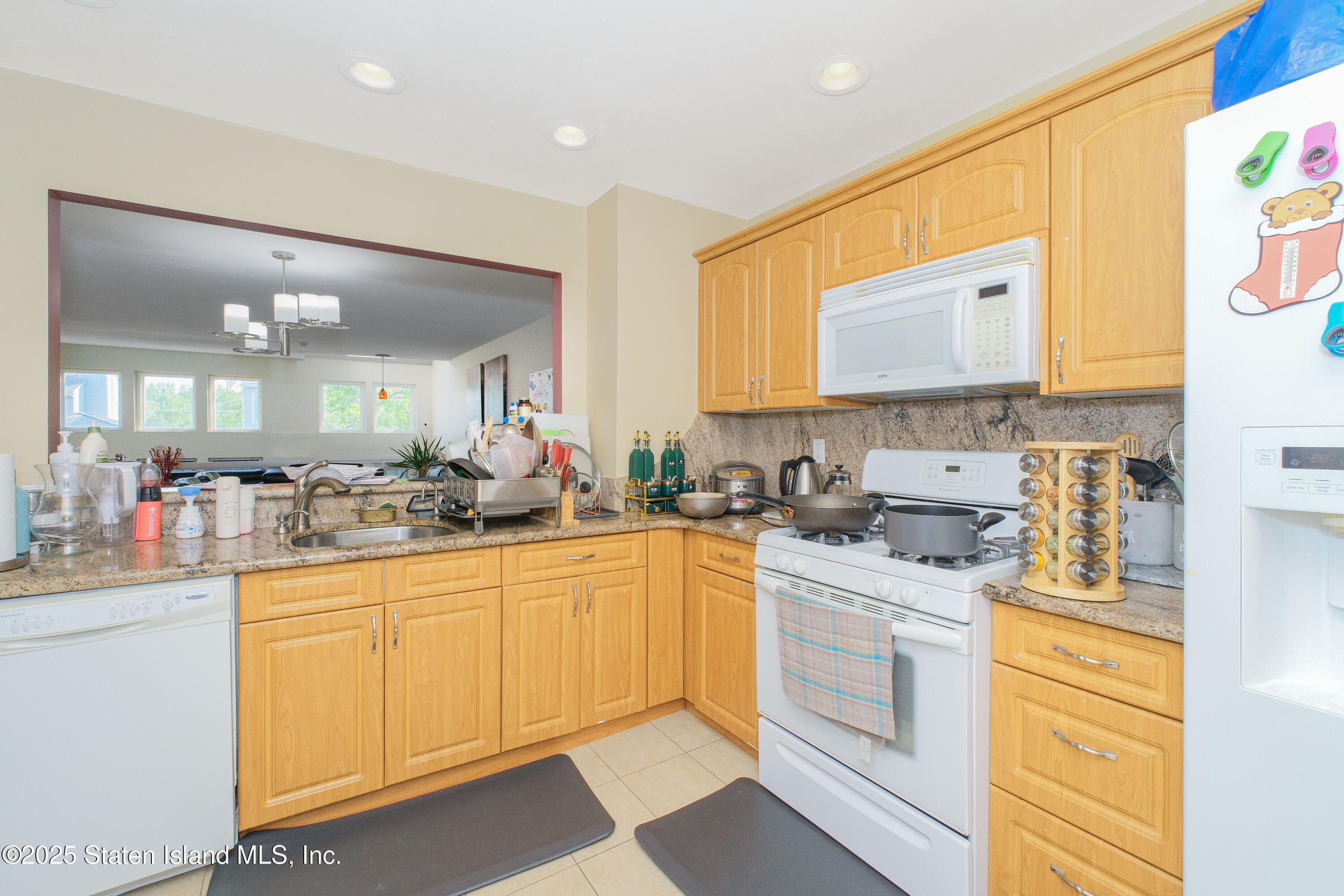 22 Villa Nova Street, Staten Island, New York image 28