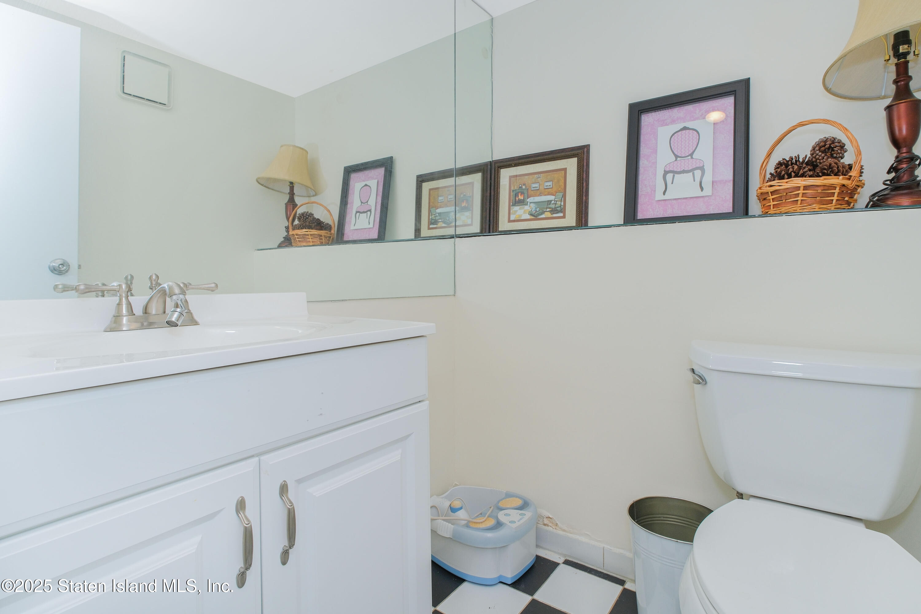 22 Villa Nova Street, Staten Island, New York image 25
