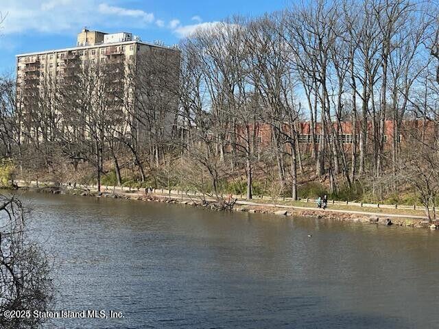 1000 Clove Road #2O, Staten Island, New York image 42
