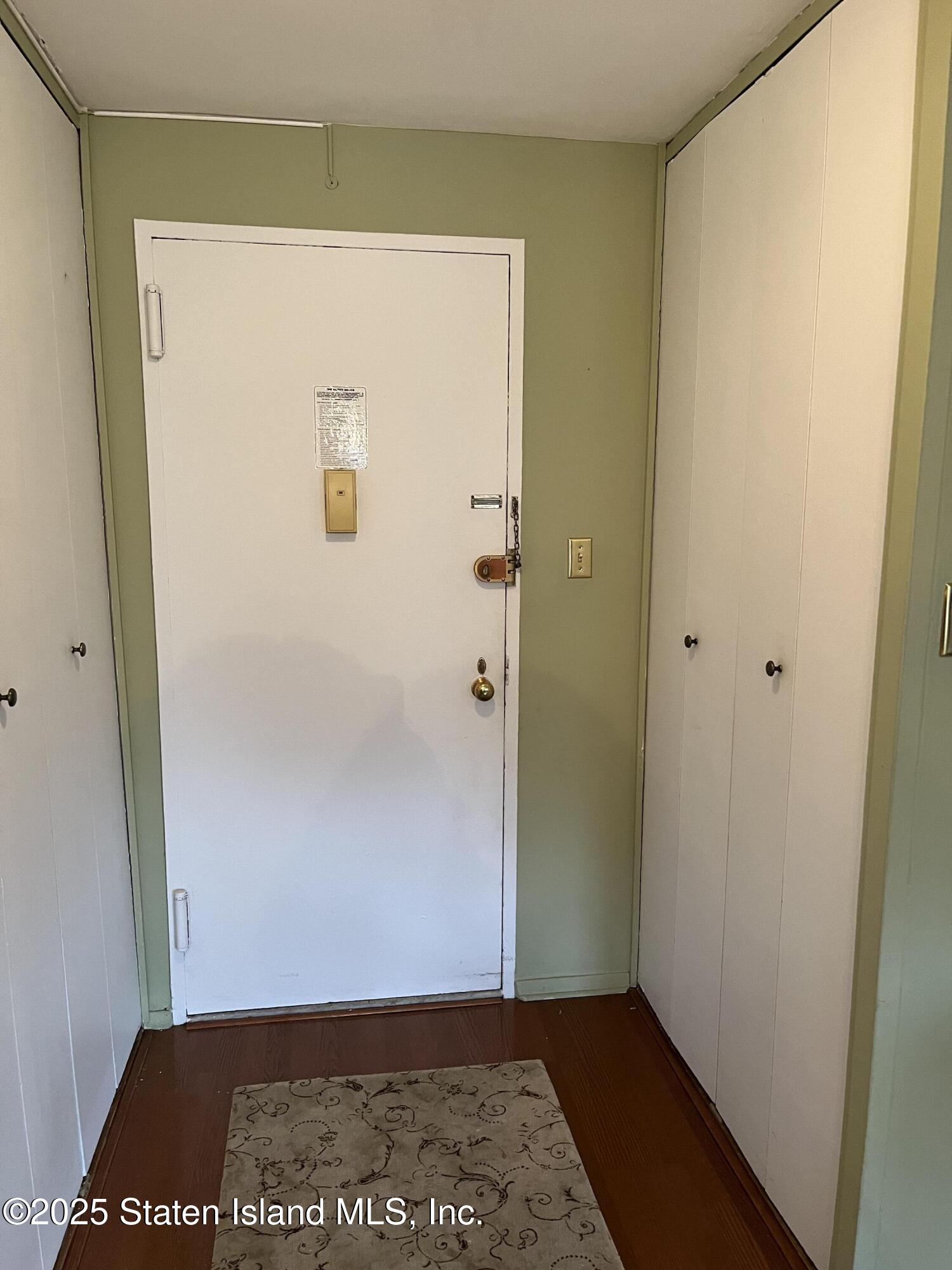 1000 Clove Road #2O, Staten Island, New York image 12