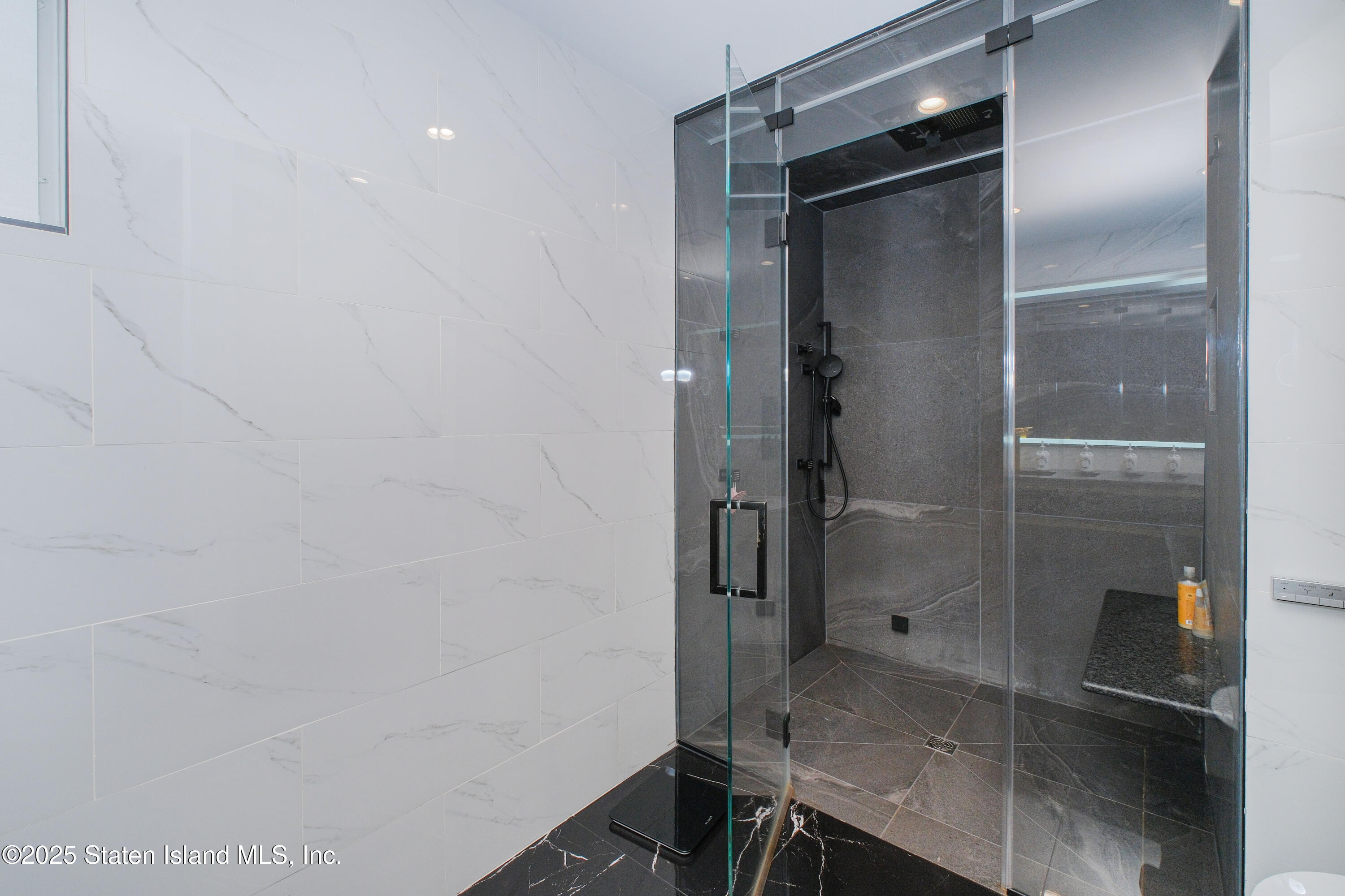 2404 Royce Street, Brooklyn, New York image 22