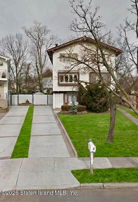 Homes For Sale - 92 Mayberry  Promenade<br/> Staten Island, NY 10312