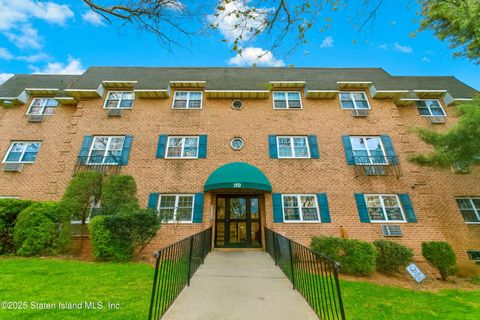 Photo of 150 Colton Street #1c, Staten Island, NY 10305 (MLS # 2506700)