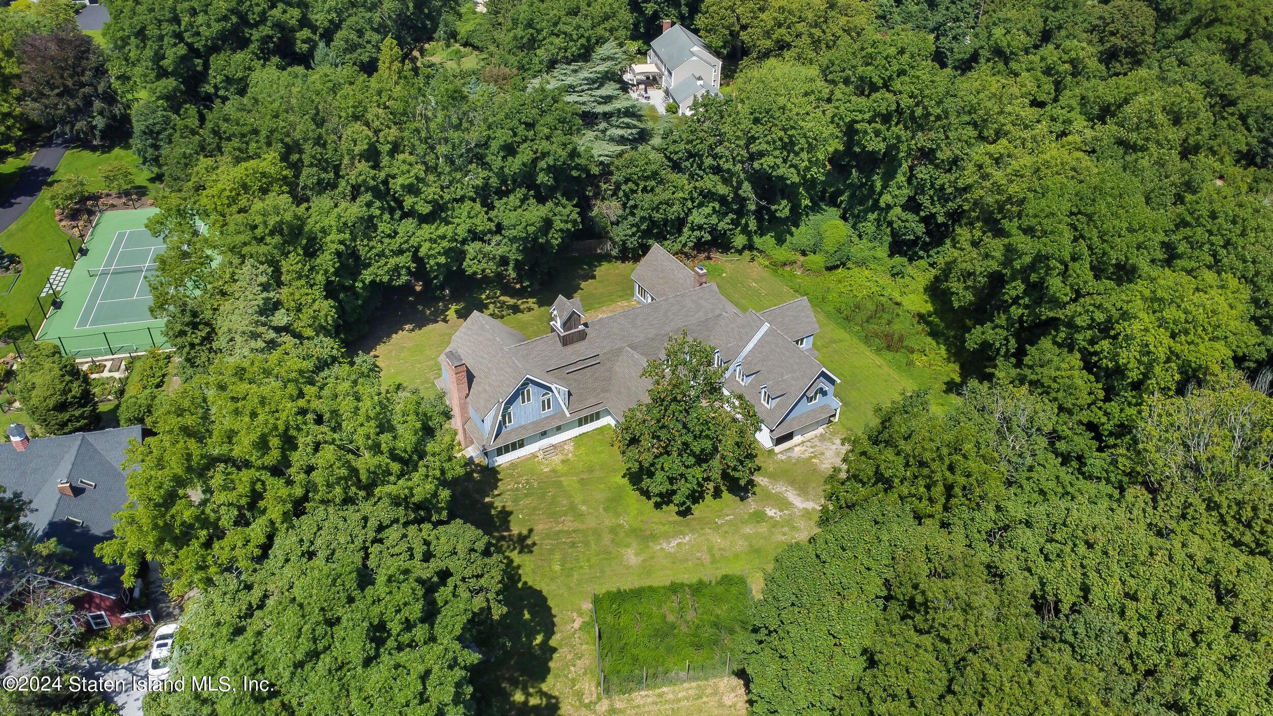 190 Old Field Road, East Setauket, New York image 36