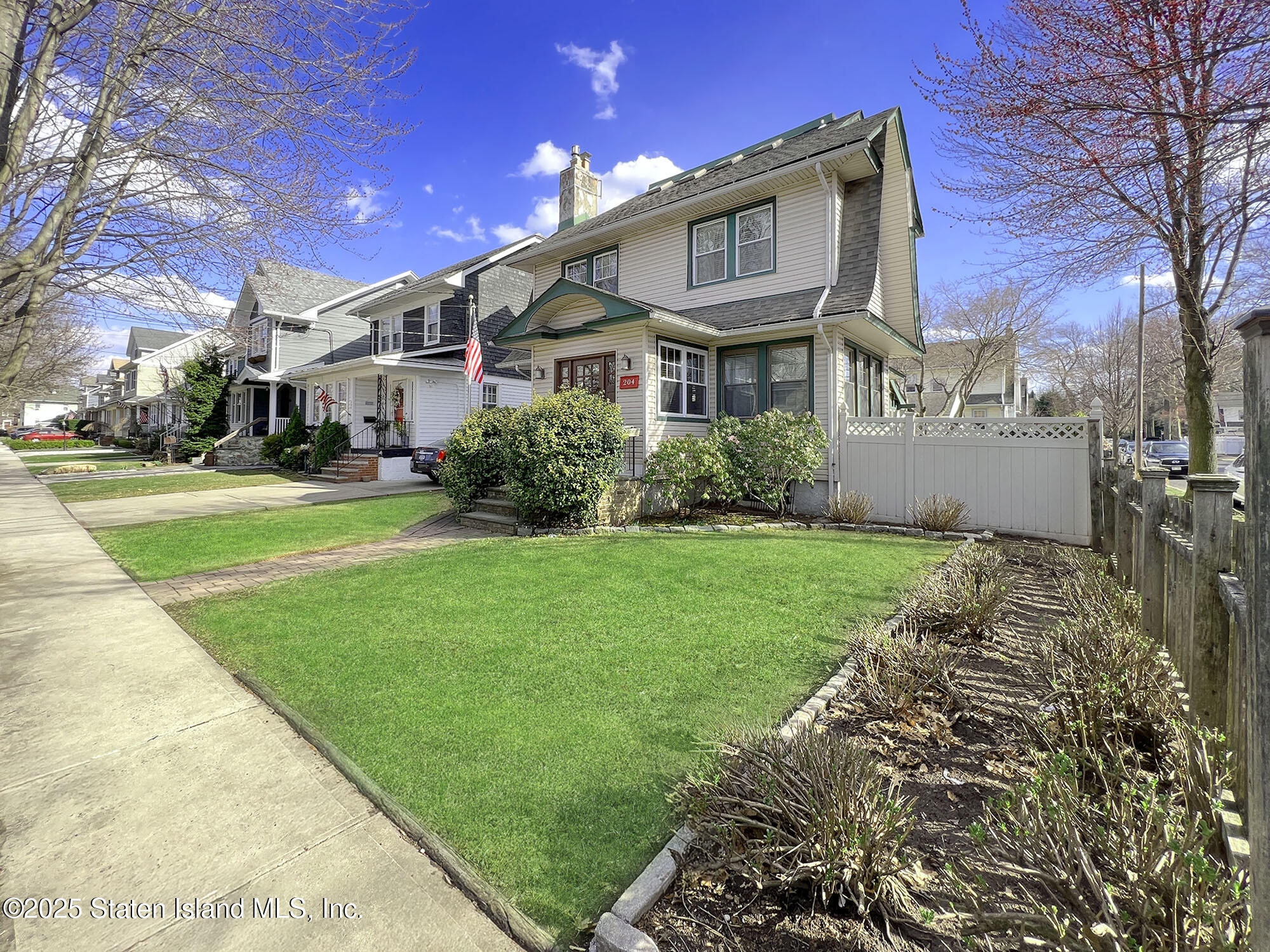 204 Morrison Avenue, Staten Island, New York image 2