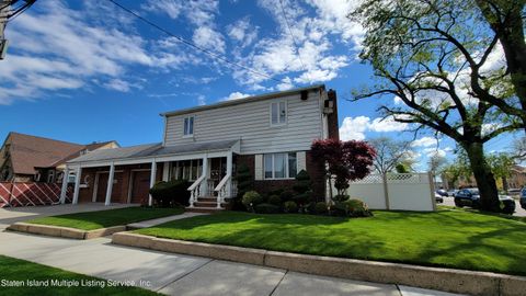 Photo of 15747 91 Street, Queens, NY 11414 (MLS # 1161913)