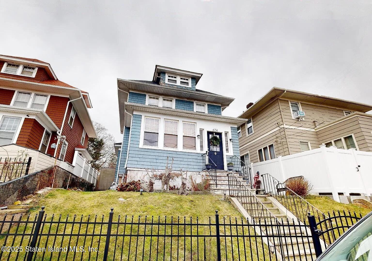 674 Castleton Avenue, Staten Island, New York image 1