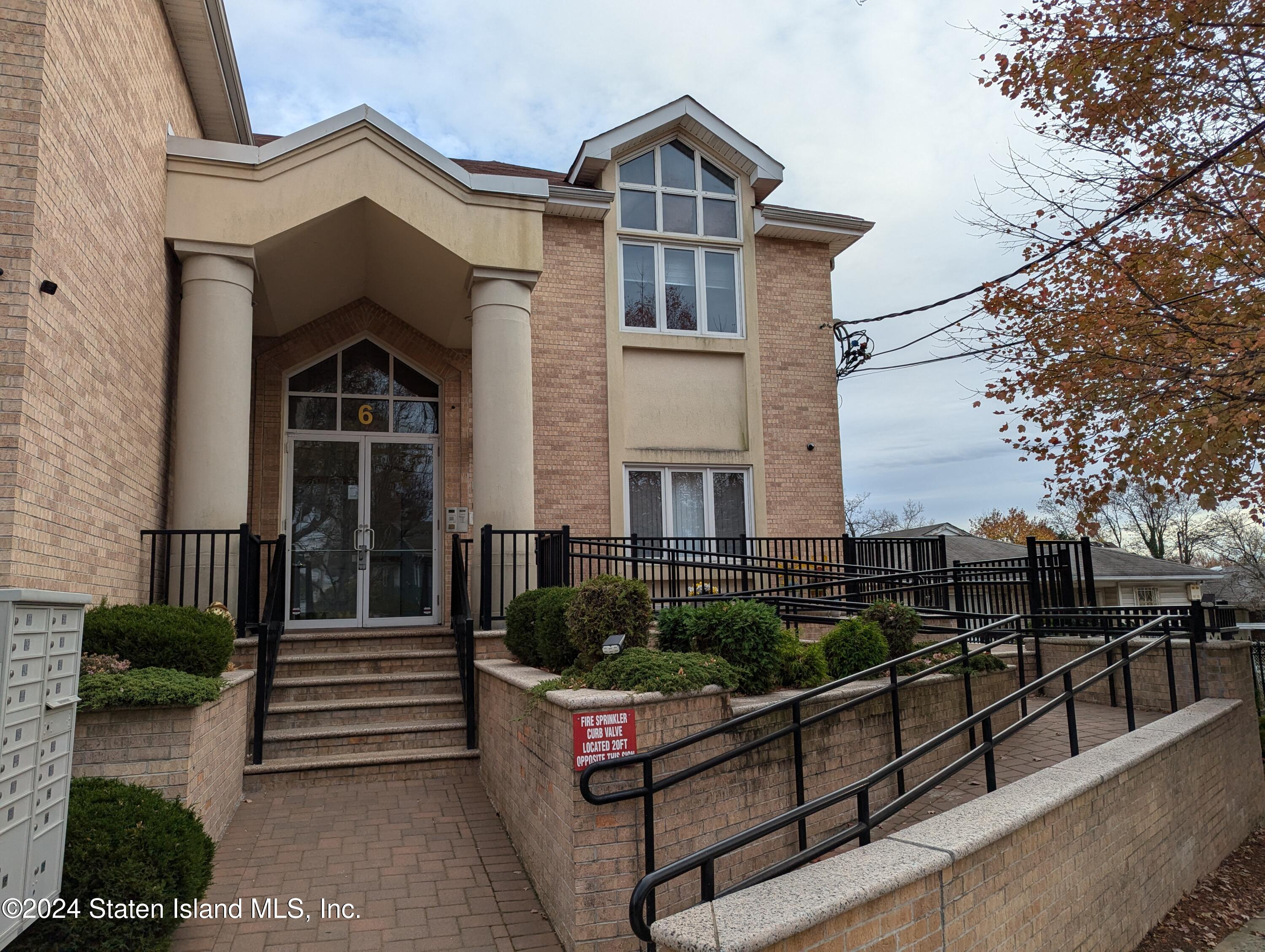 6 Arc Place #A6, Staten Island, New York image 1