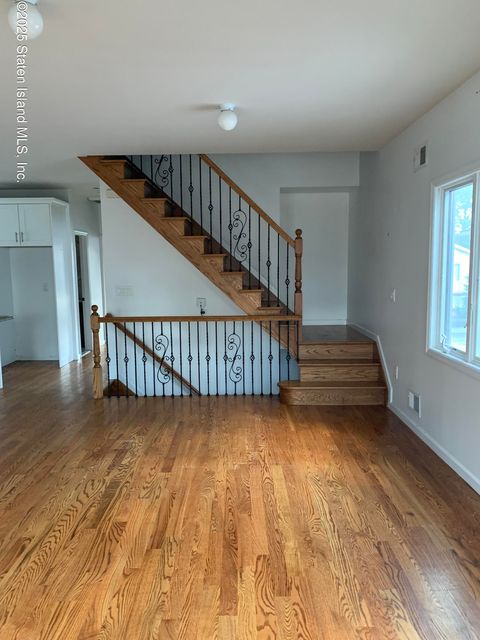 Photo of 226 Seaview Avenue #1b, Staten Island, NY 10305 (MLS # 2503736)
