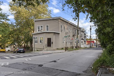 Photo of 1023 Van Duzer Street, Staten Island, NY 10304 (MLS # 2505411)