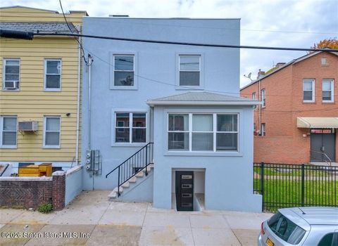 Photo of 189 Saint Marys Avenue, Staten Island, NY 10305 (MLS # 2600194)