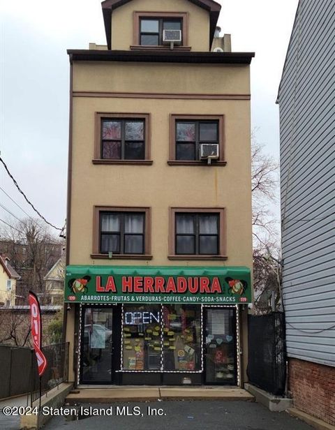 Photo of 119 Victory Boulevard, Staten Island, NY 10301 (MLS # 2403757)