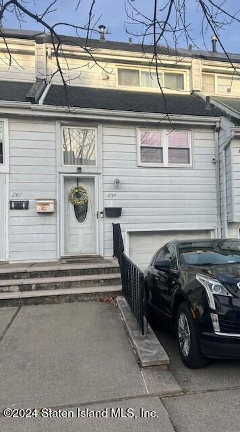 Photo of 269 Dover Green, Staten Island, NY 10312 (MLS # 2406512)
