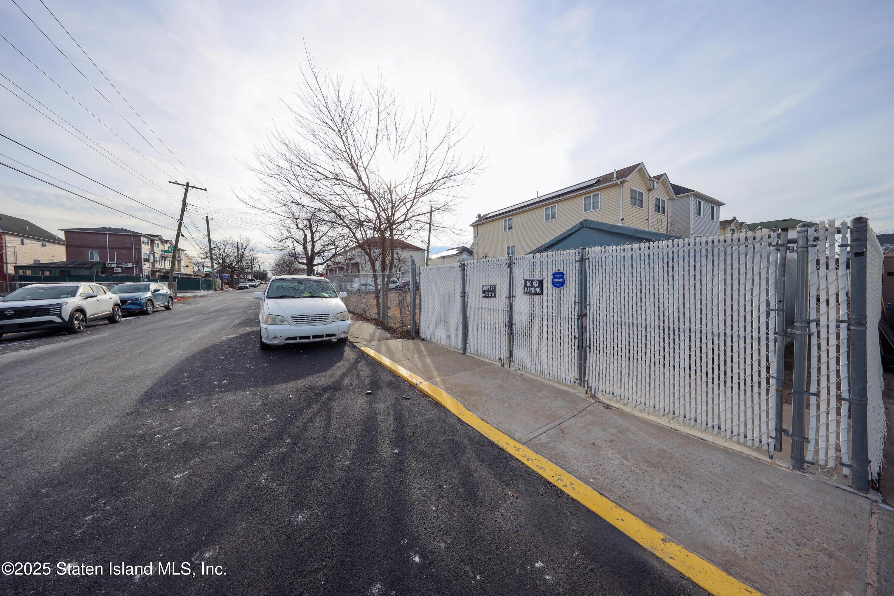 15 Hempstead Avenue, Staten Island, New York image 7