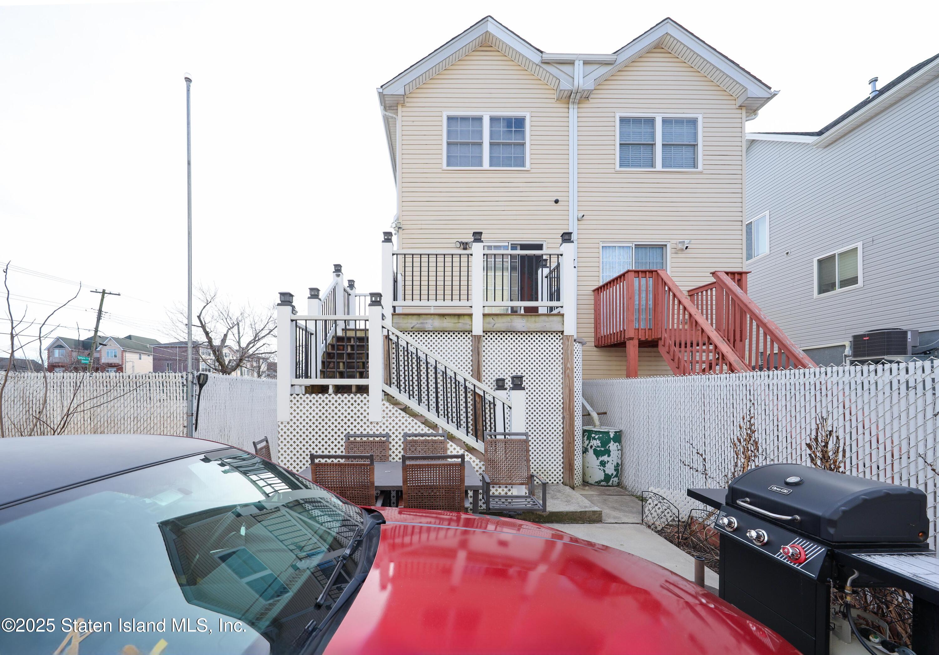 15 Hempstead Avenue, Staten Island, New York image 6