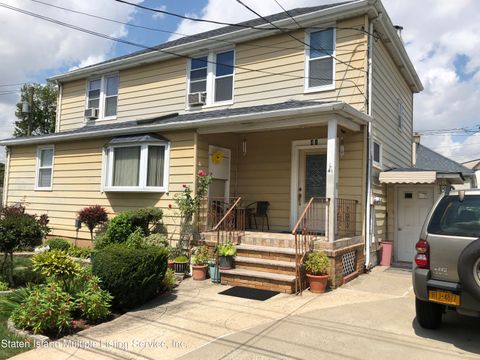 Photo of 41 Clifton Street St, Staten Island, NY 10314 (MLS # 1158903)