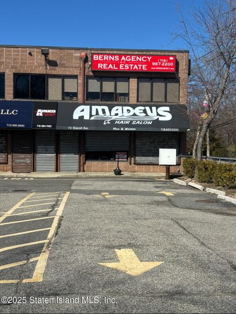 Photo of 72 Sharrott Avenue #D, Staten Island, NY 10309 (MLS # 2502009)