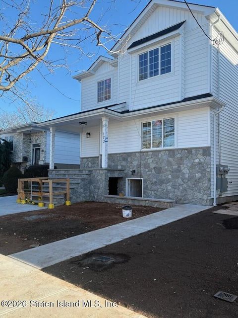 Photo of 172 N Railroad Street, Staten Island, NY 10312 (MLS # 2506383)