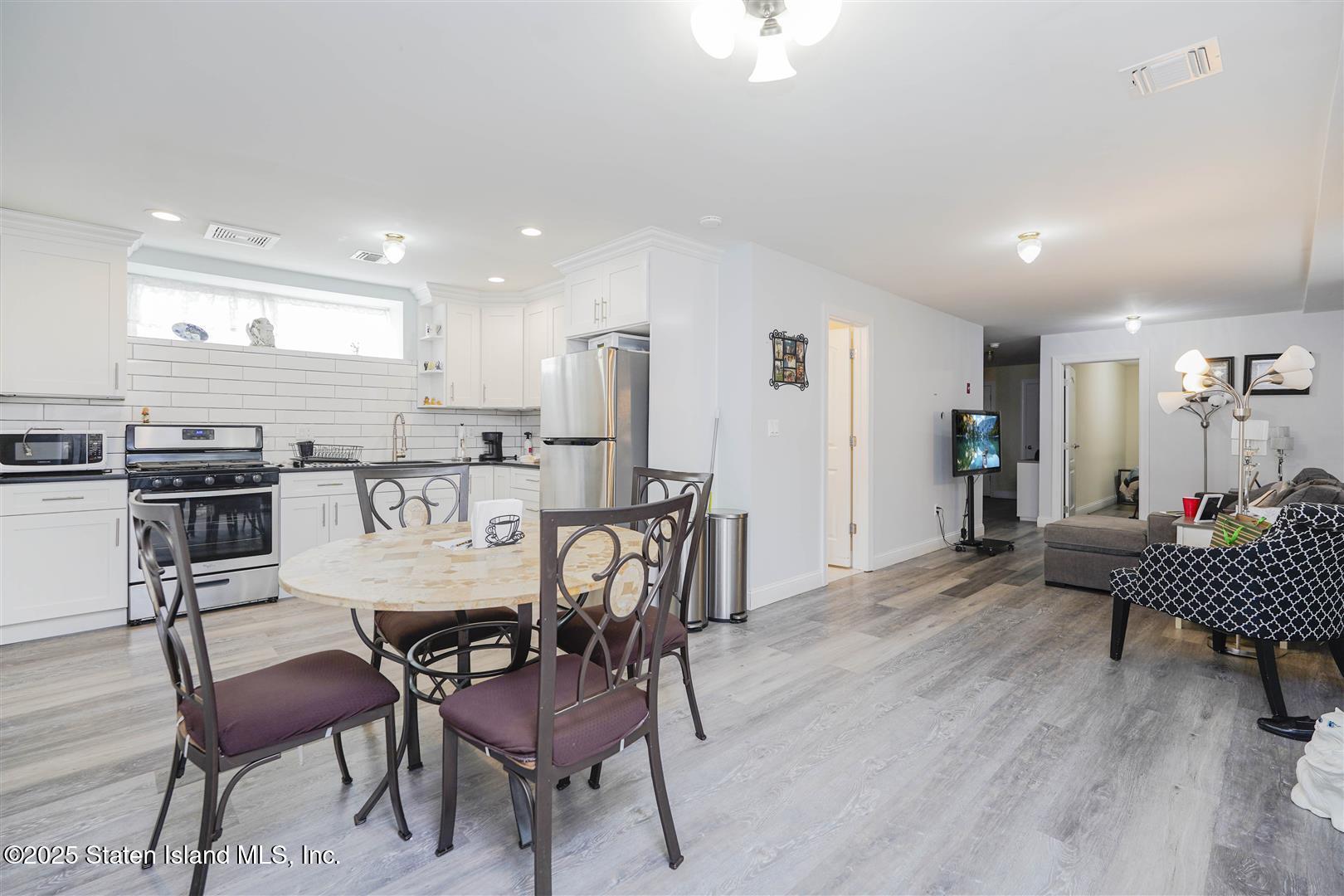 634 Darlington Avenue, Staten Island, New York image 38