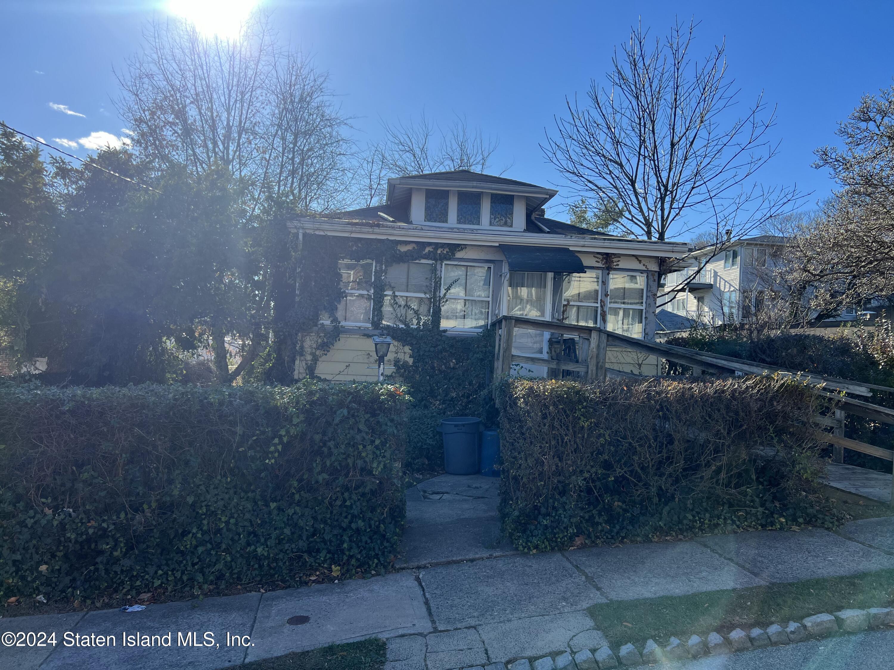 14 Longview Road, Staten Island, New York image 2