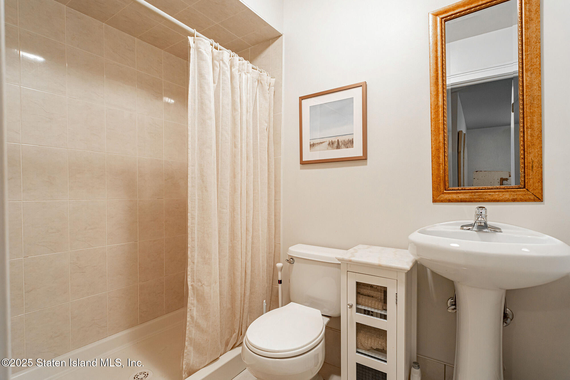 525 Falcon Avenue, Staten Island, New York image 44
