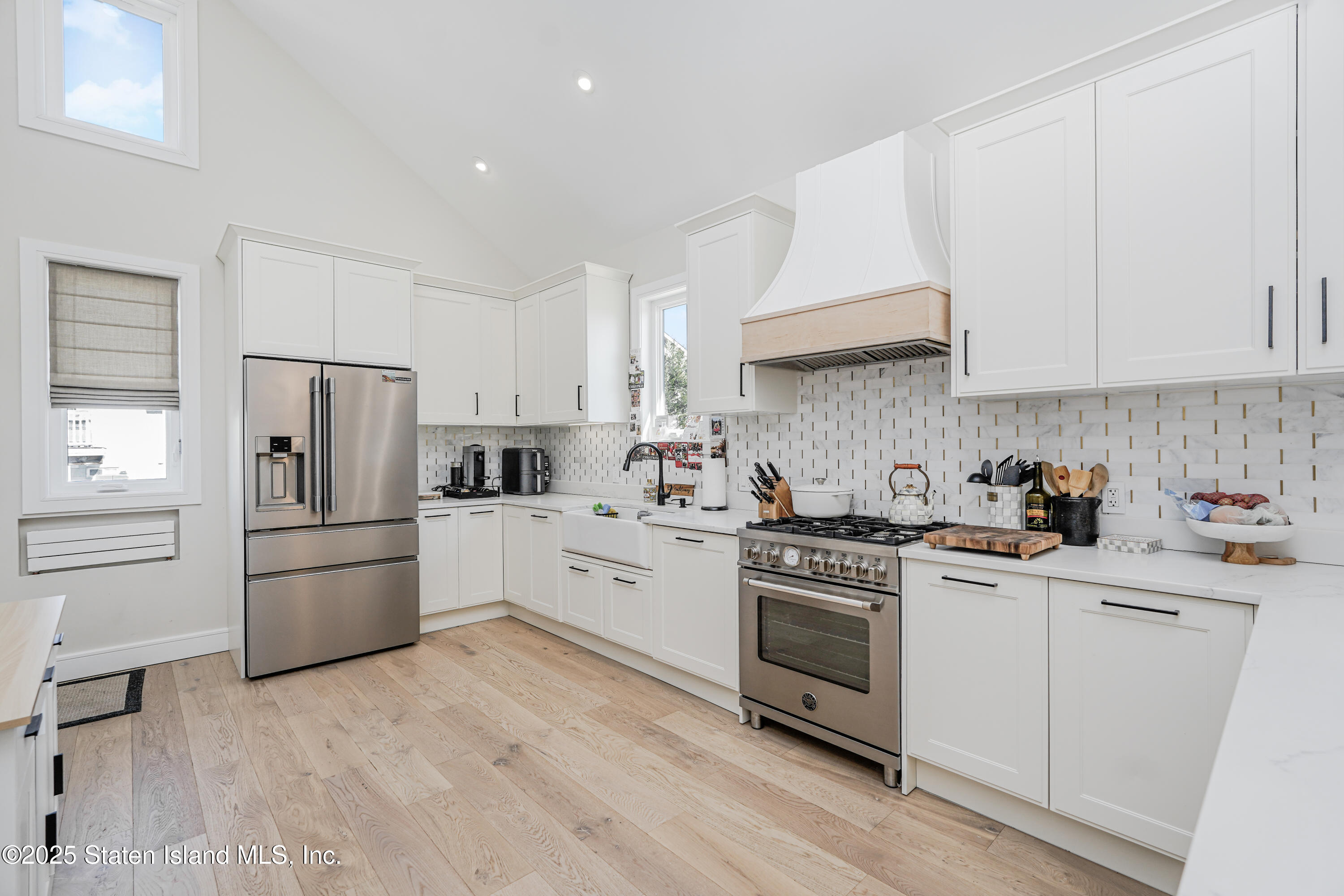 217 Manhattan Street, Staten Island, New York image 3