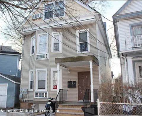 Photo of 10 Egmont Place, Staten Island, NY 10301 (MLS # 1164529)