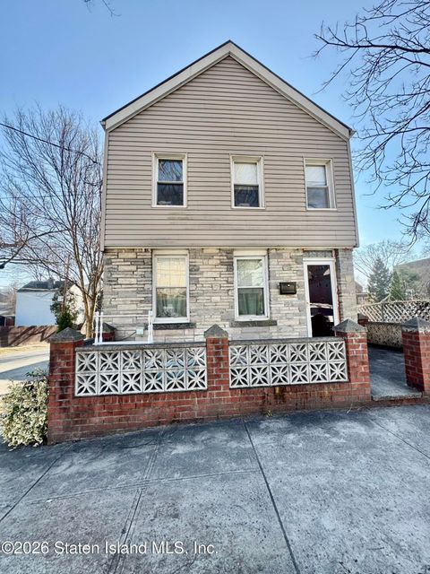 Photo of 45 Targee Street, Staten Island, NY 10304 (MLS # 2601304)