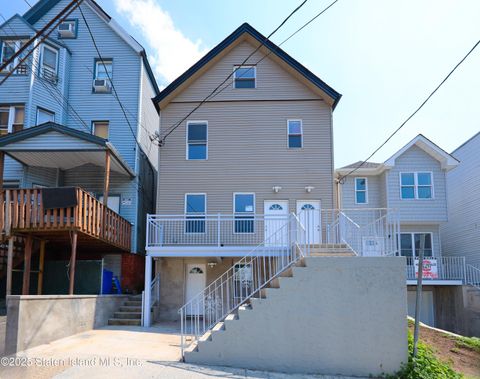 Photo of 138 Hendricks Avenue, Staten Island, NY 10301 (MLS # 2504161)