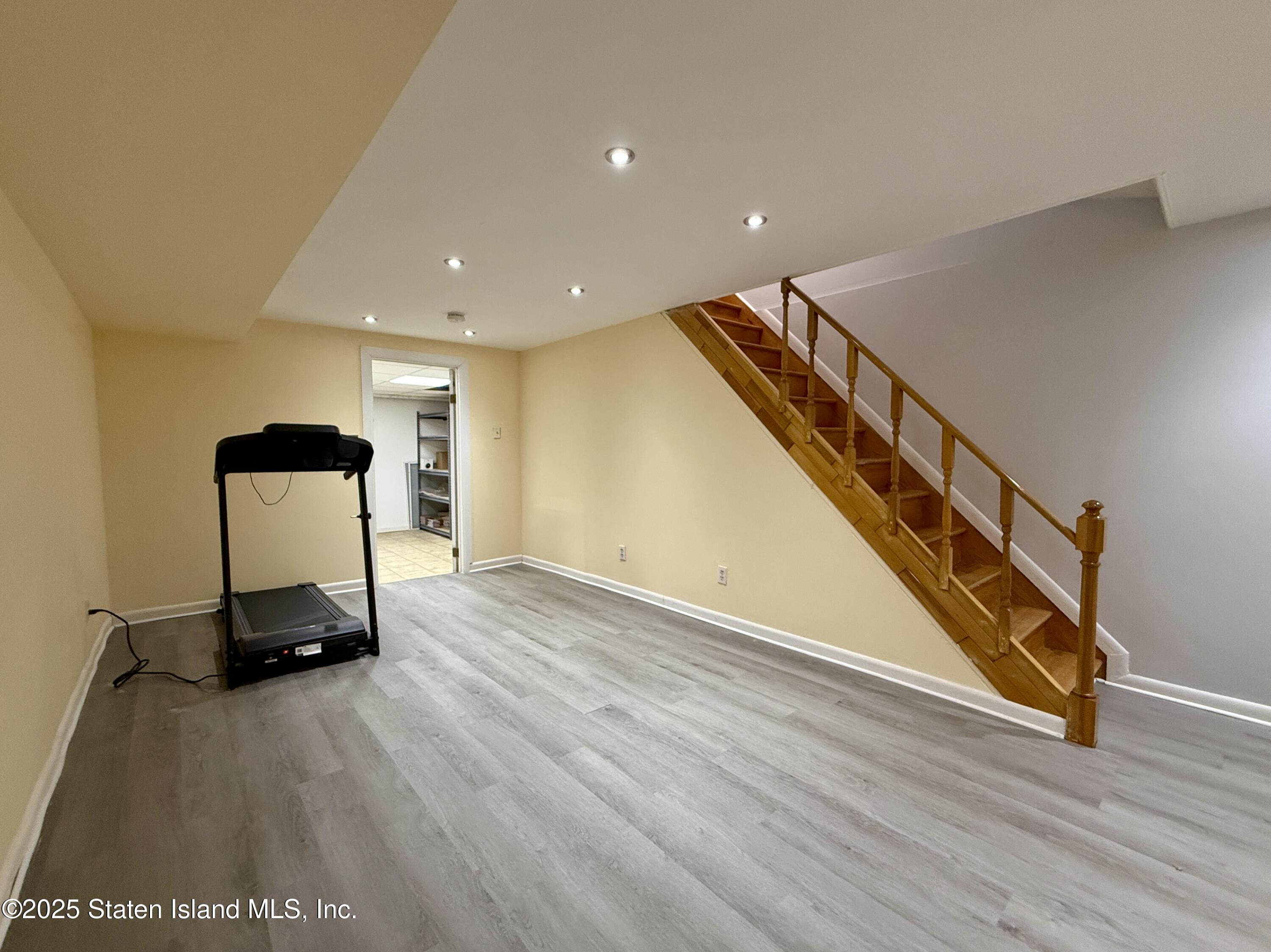 164 Rosedale Avenue, Staten Island, New York image 16