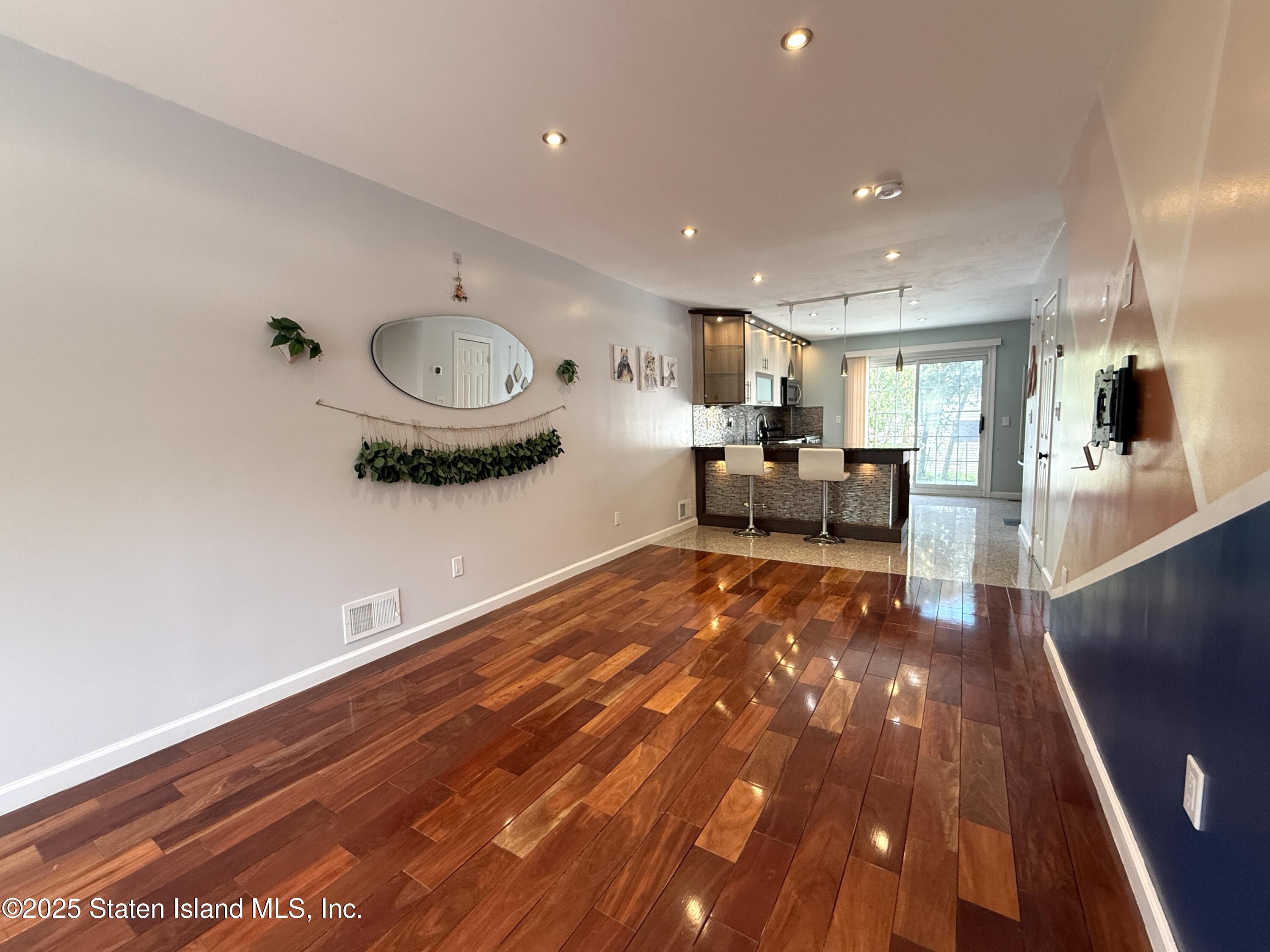 164 Rosedale Avenue, Staten Island, New York image 2