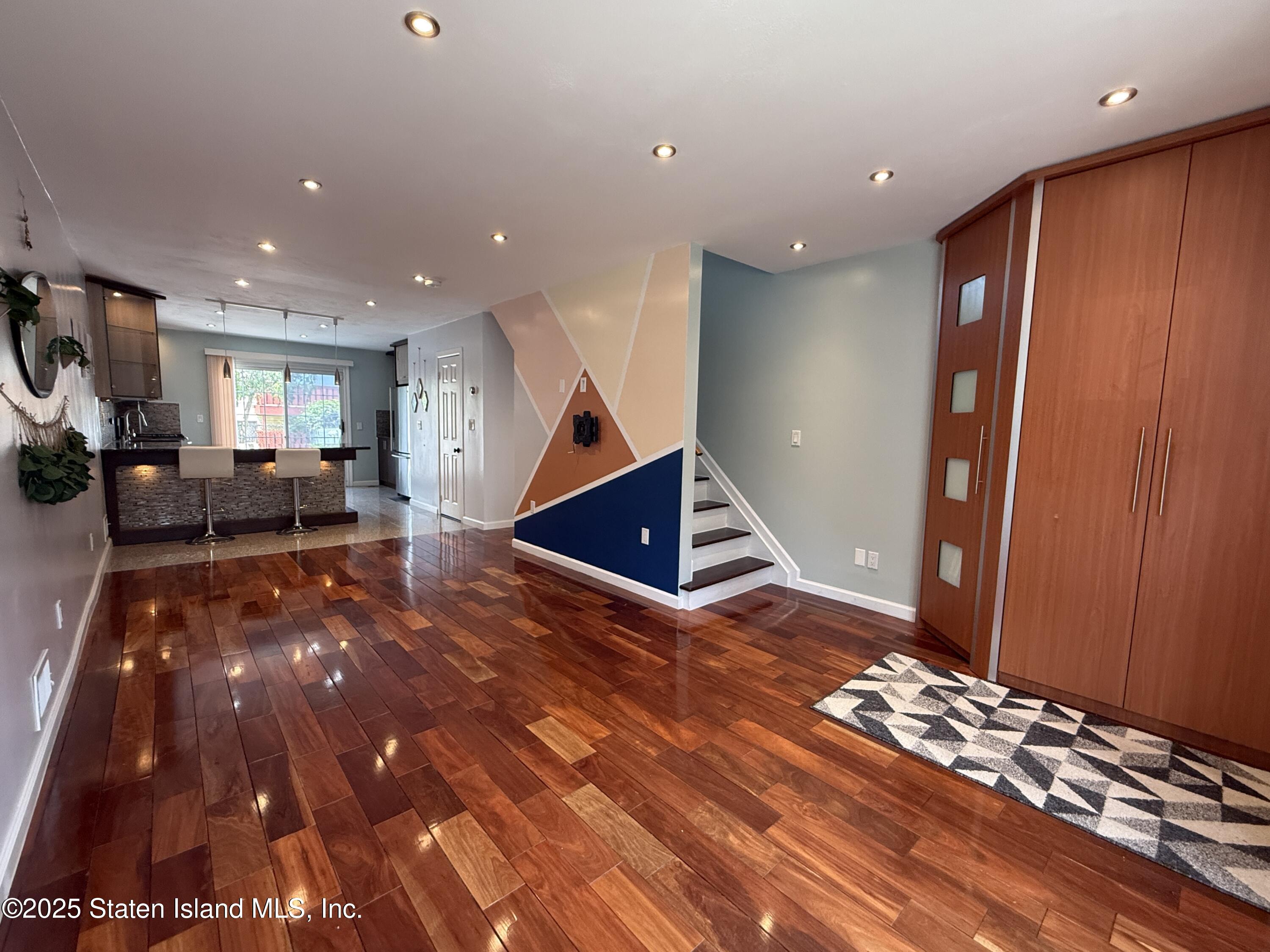 164 Rosedale Avenue, Staten Island, New York image 4