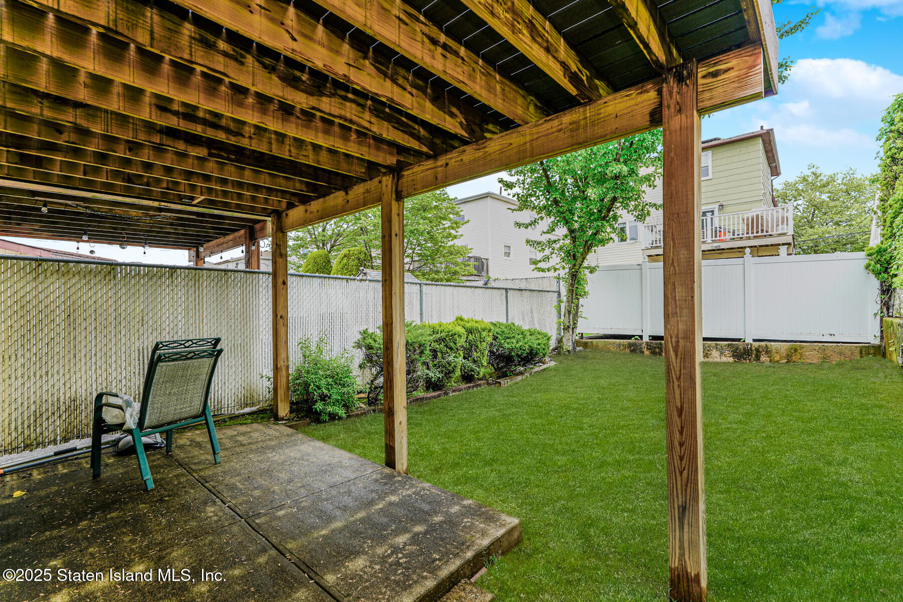 311 Brookfield Avenue, Staten Island, New York image 12