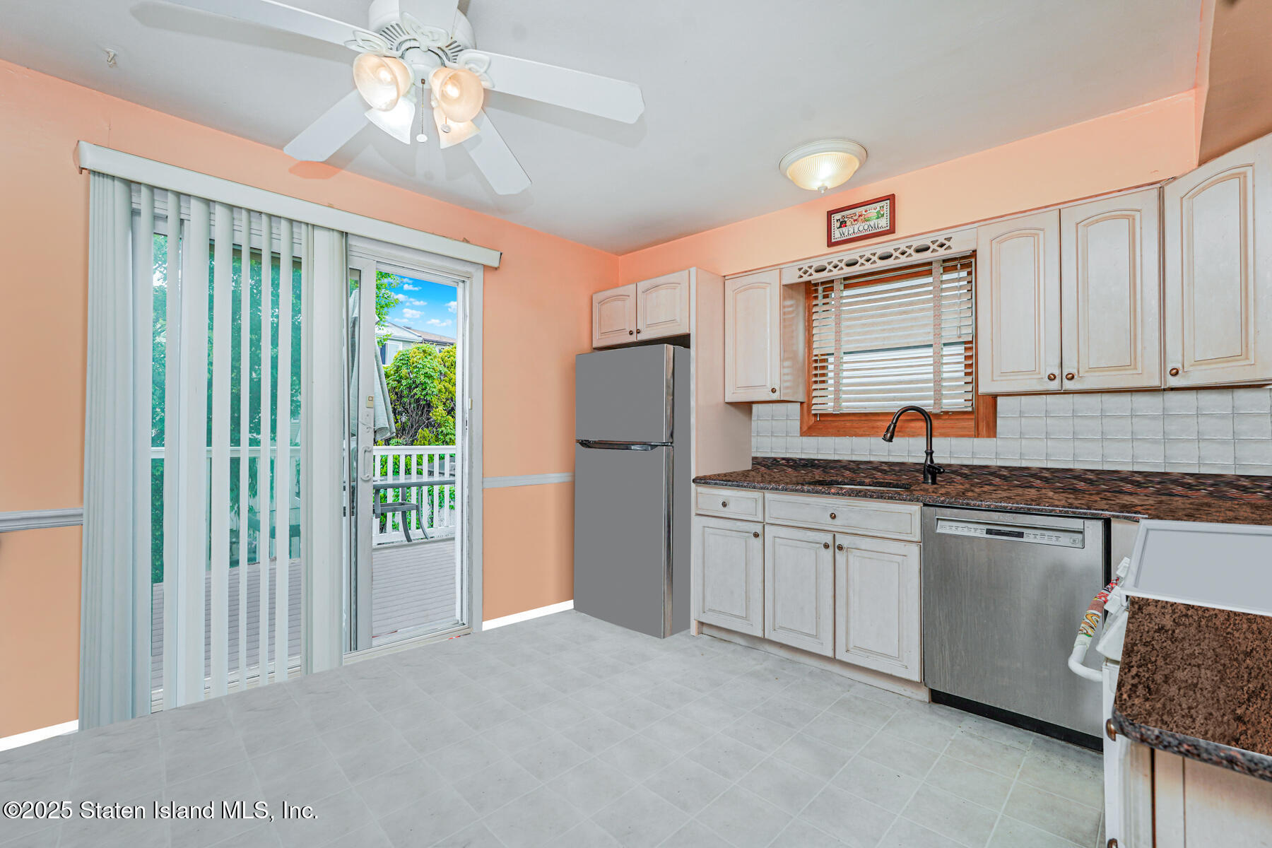 311 Brookfield Avenue, Staten Island, New York image 3