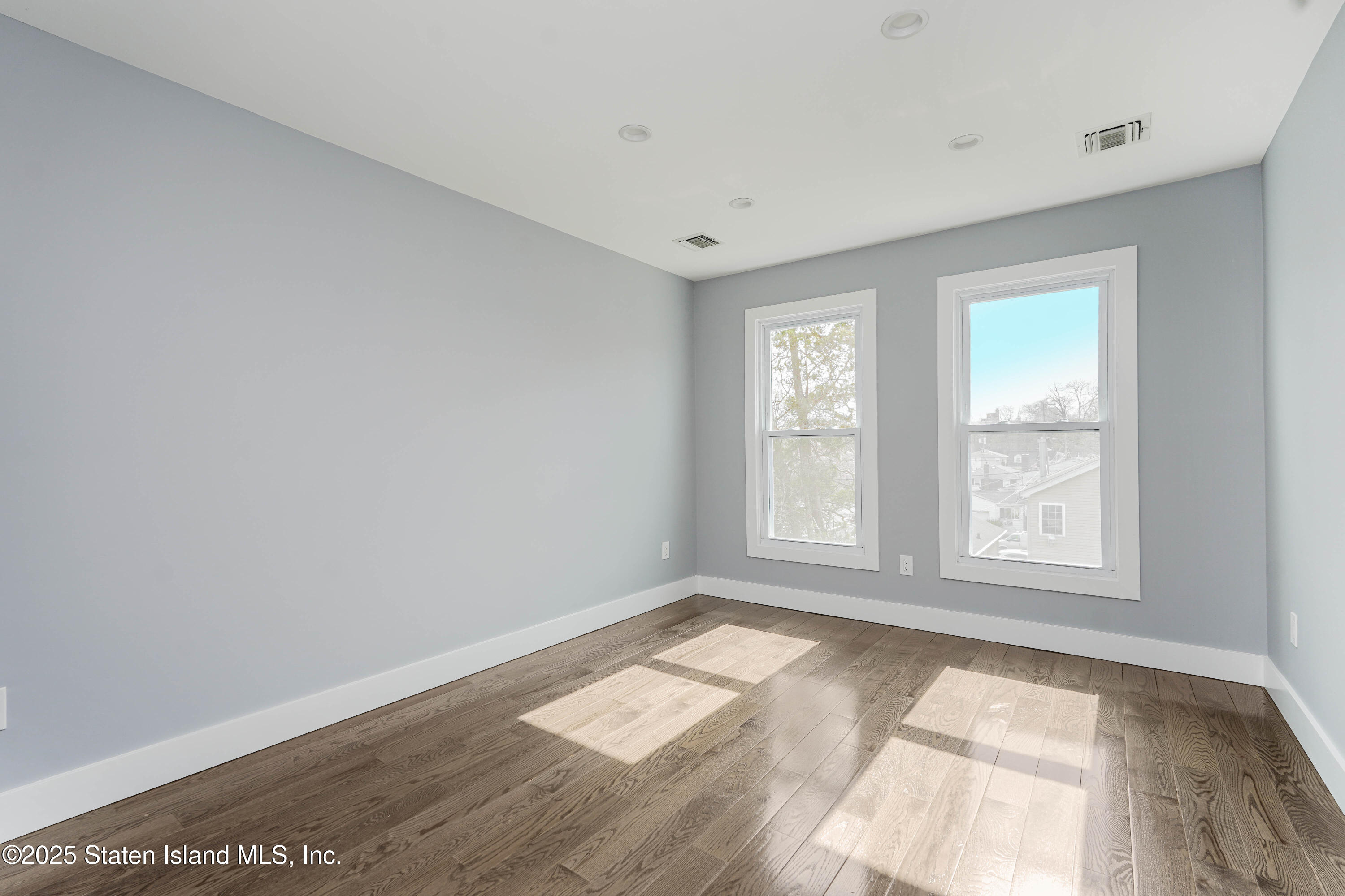 2 Bionia Avenue, Staten Island, New York image 28
