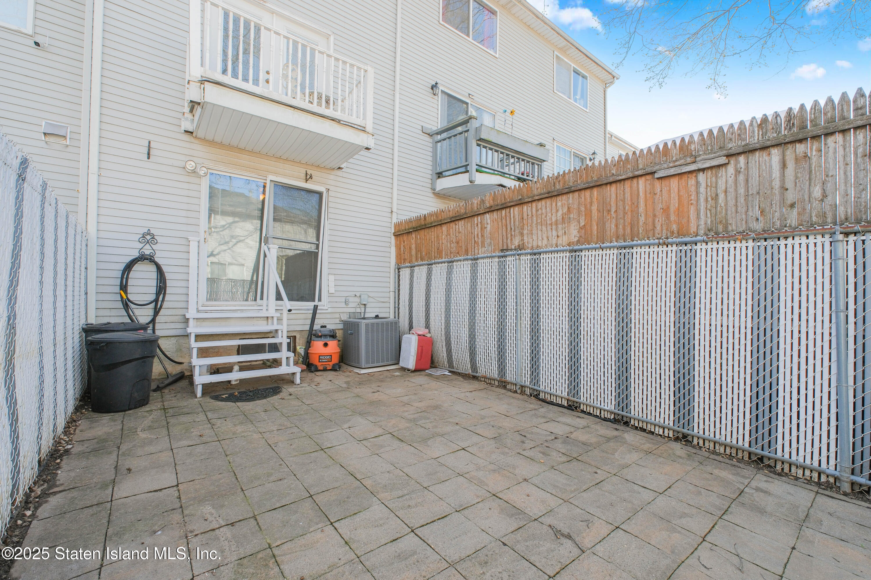 106 Lorraine Loop, Staten Island, New York image 36