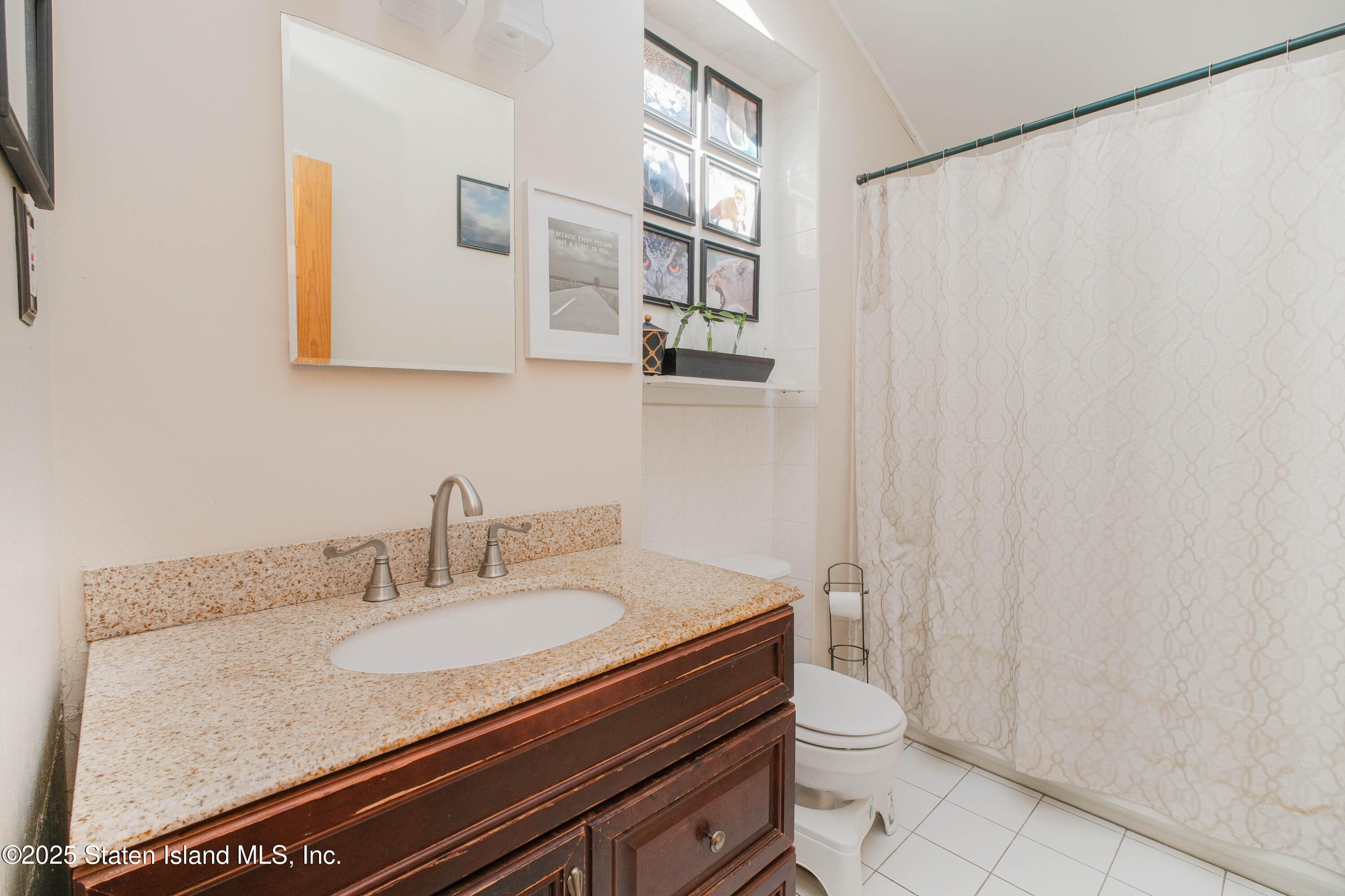106 Lorraine Loop, Staten Island, New York image 25