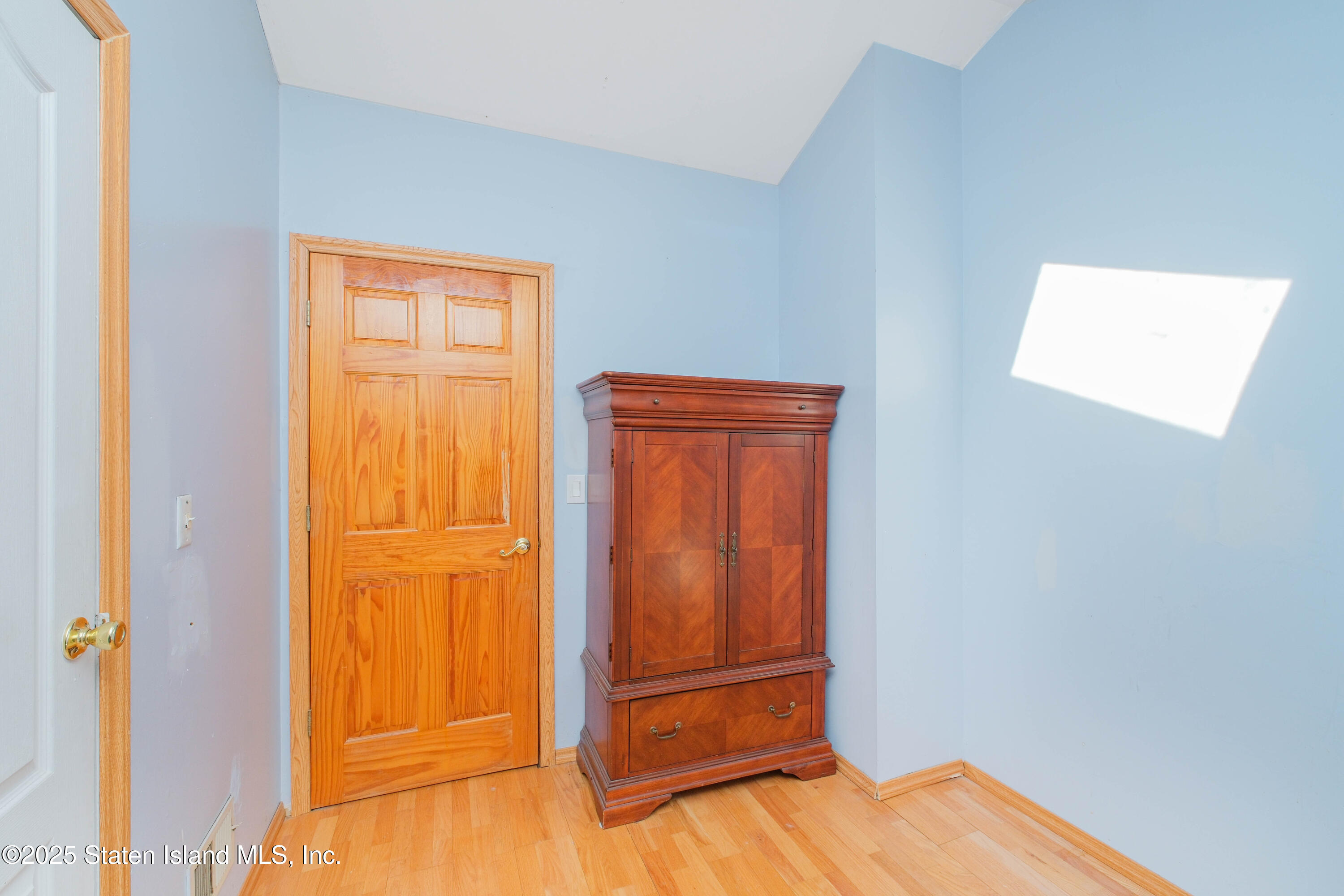 106 Lorraine Loop, Staten Island, New York image 30
