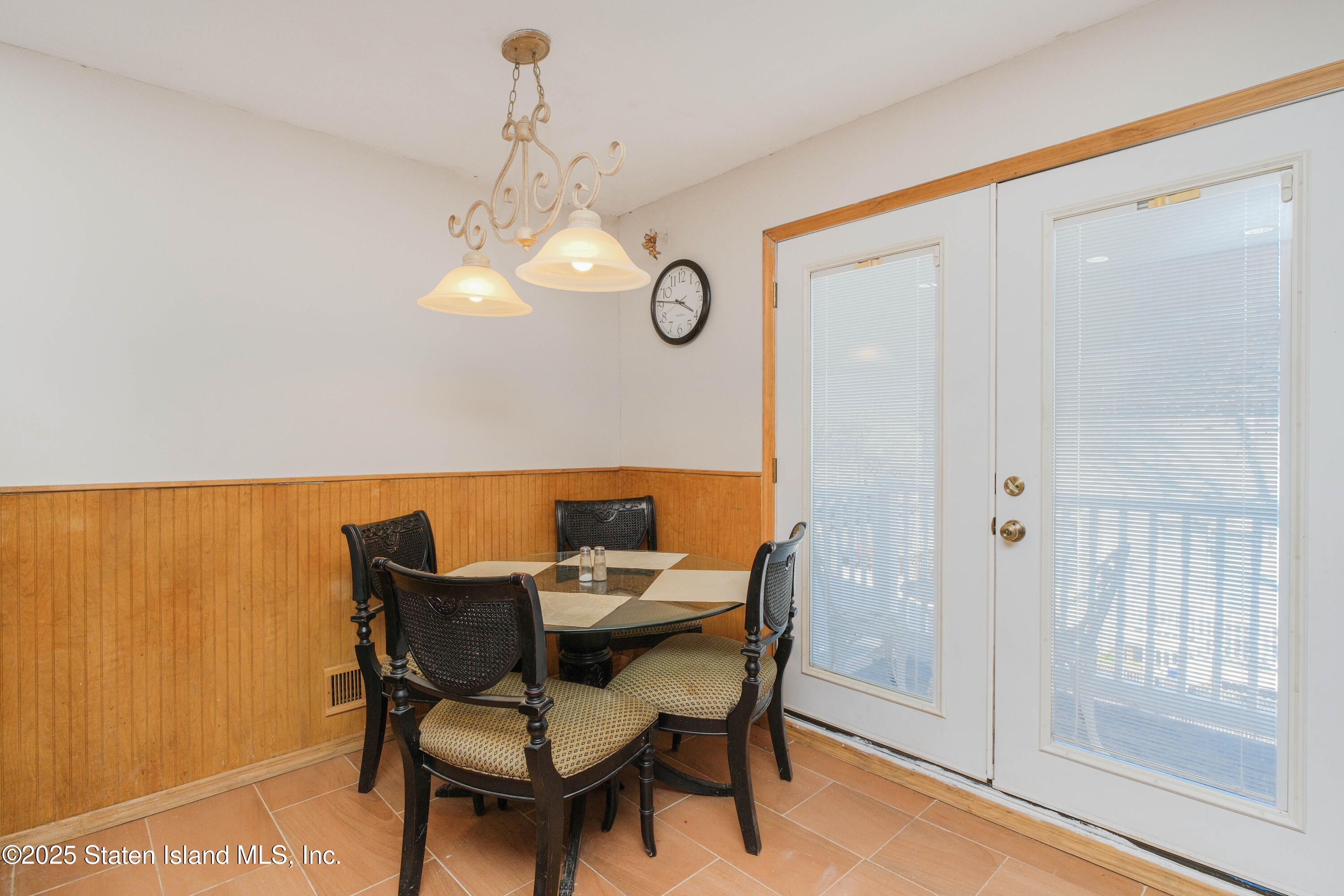 106 Lorraine Loop, Staten Island, New York image 20