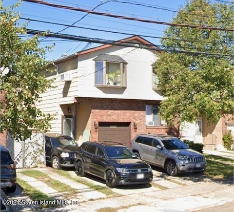 Duplex in Staten Island NY 555 Mill Road 1.jpg