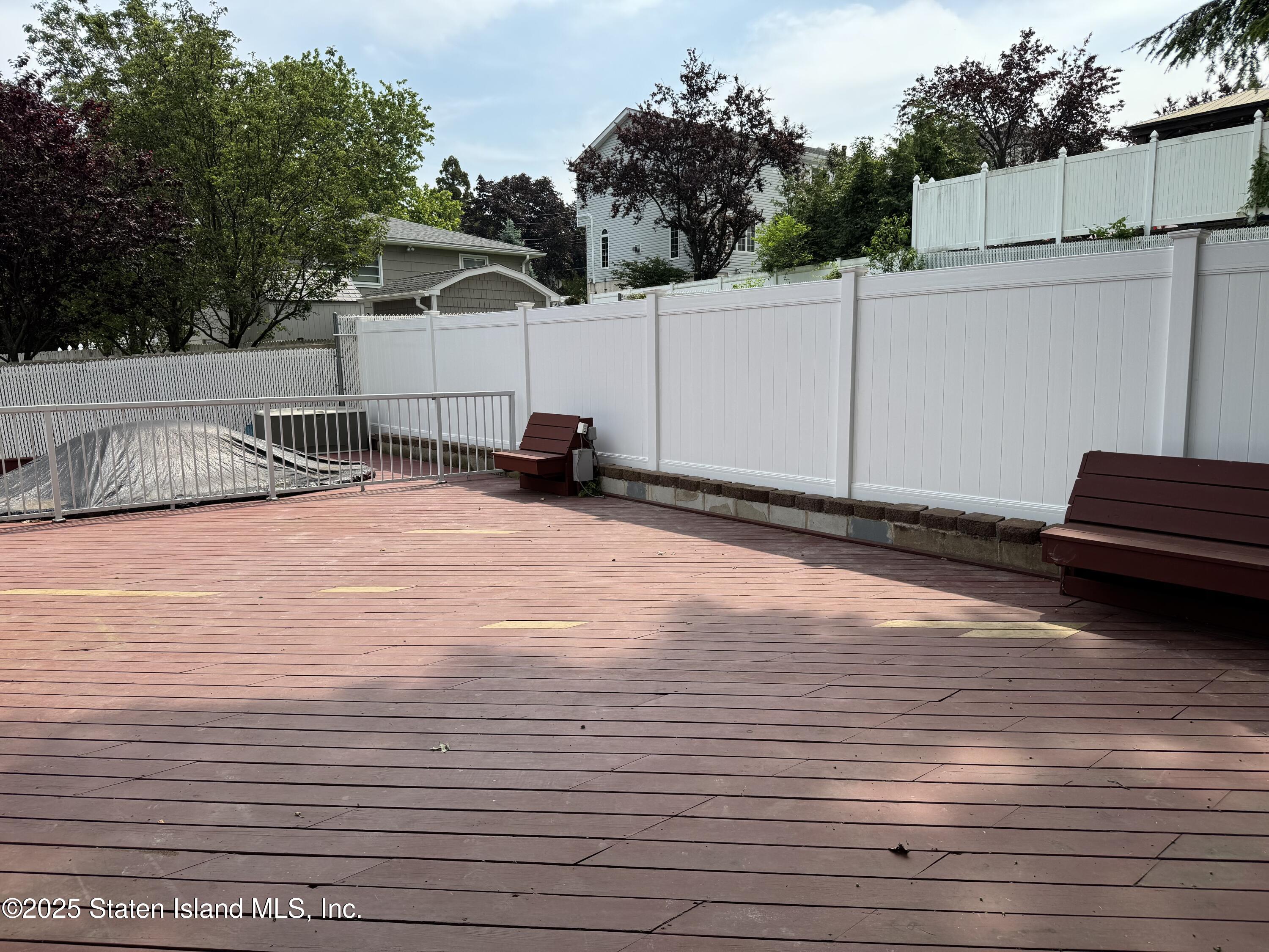 126 Craig Avenue, Staten Island, New York image 25